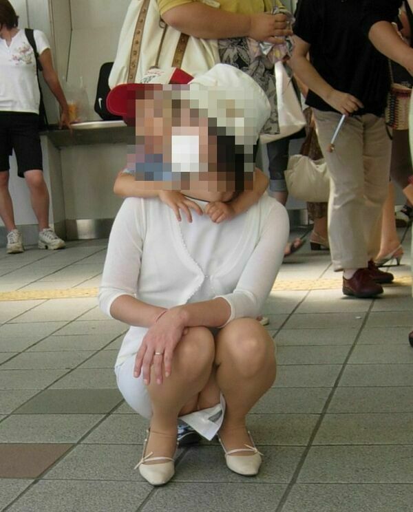 人妻パンチラエロ 44枚目