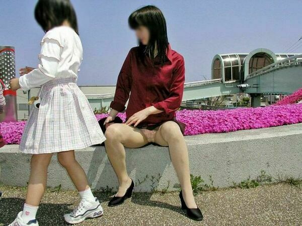 人妻パンチラエロ 84枚目