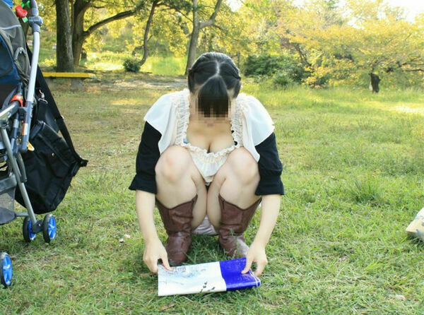 人妻パンチラエロ 103枚目