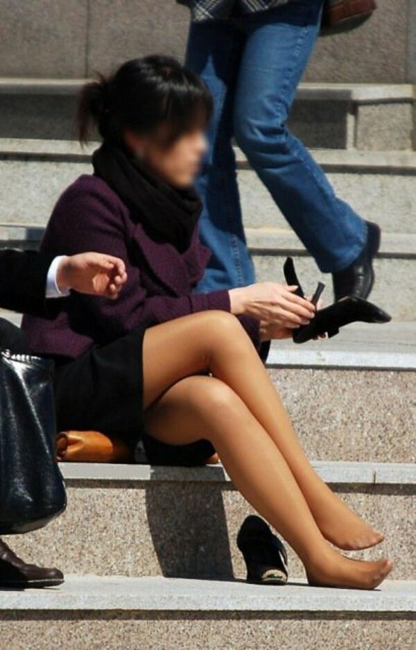 足組みパンチラ 117枚目
