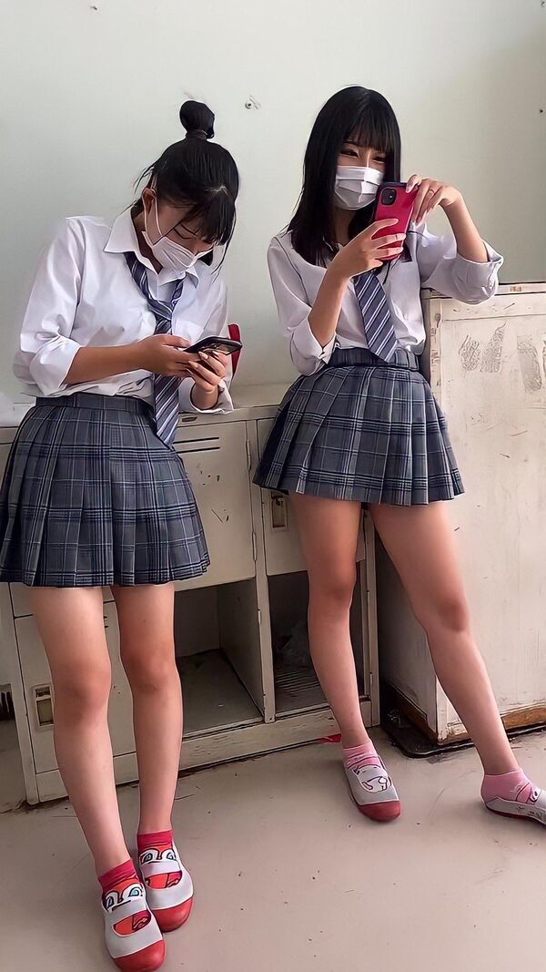 Jk太ももエロ画像186枚 女子高生のムチムチで色白な生足が最高に抜けるんだがｗｗｗ 女神ちゃんねる
