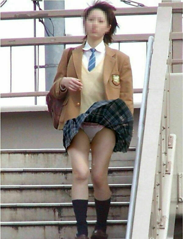風パンチラ 10枚目