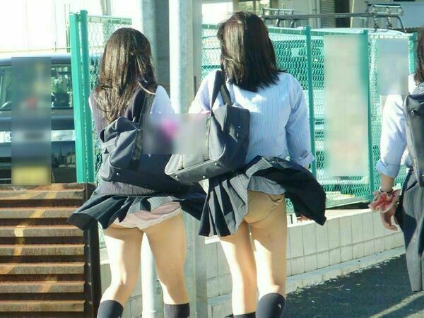 風パンチラ 18枚目