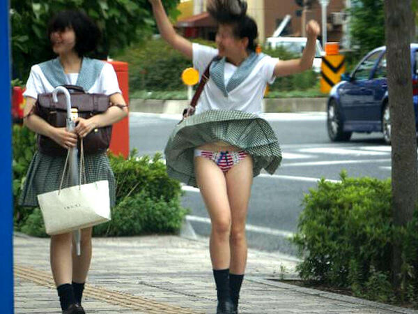 素人風パンチラエロ 36枚目