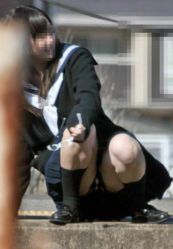 JKしゃがみパンチラ 47枚目