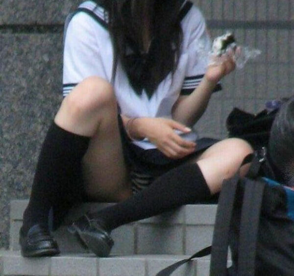 JKしゃがみパンチラ 61枚目