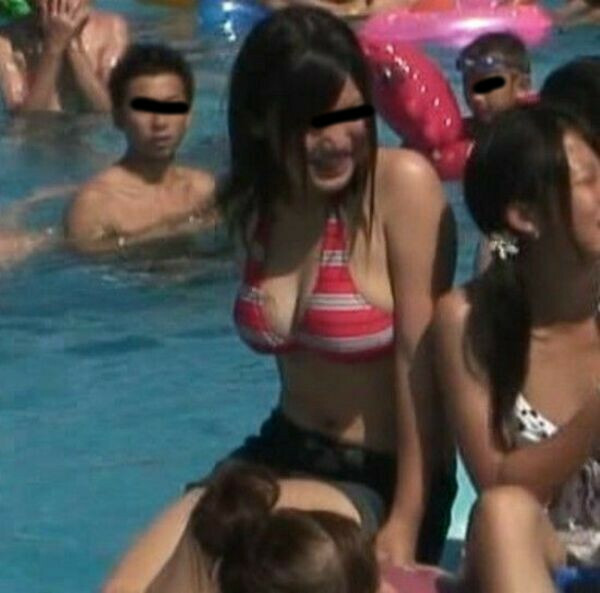巨乳水着エロ 72枚目