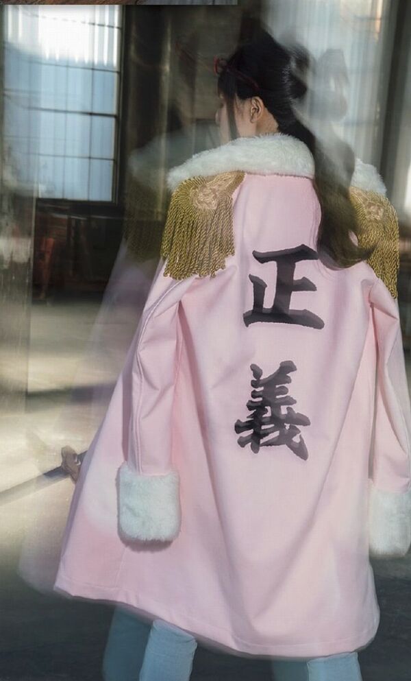 鷲見玲奈エロ画像