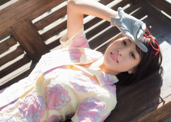 鷲見玲奈エロ画像