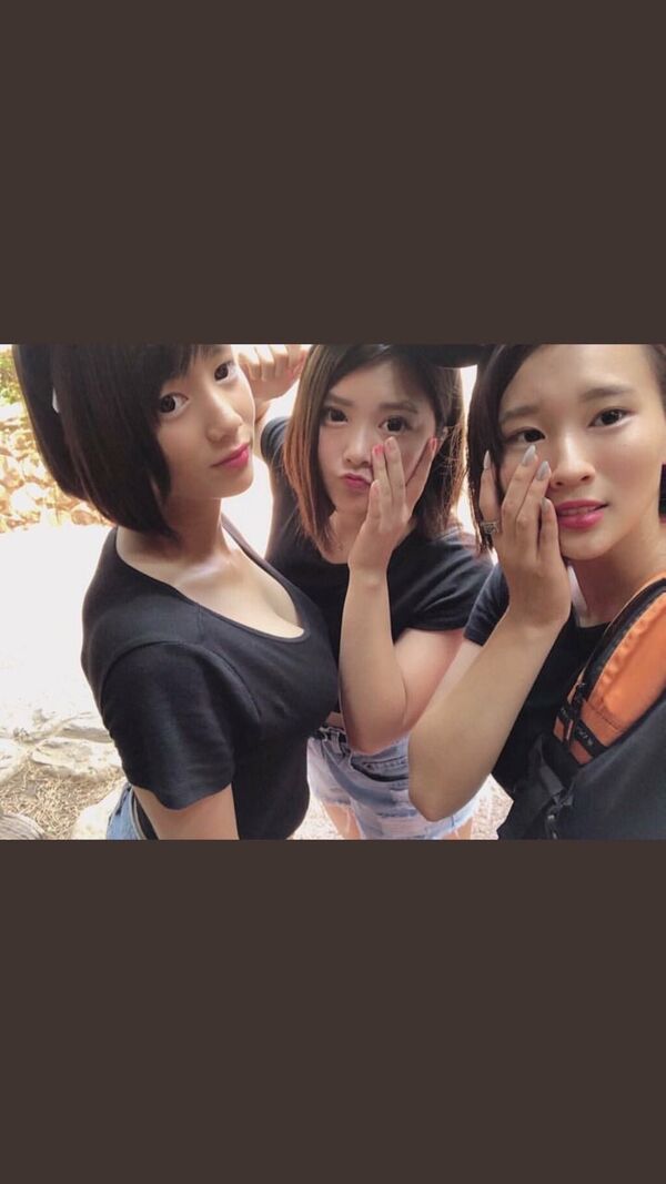 jk巨乳エロ画像