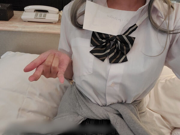 jk巨乳エロ画像