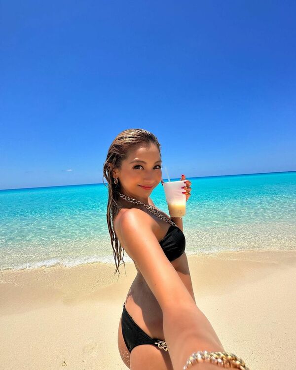 インスタエロ画像