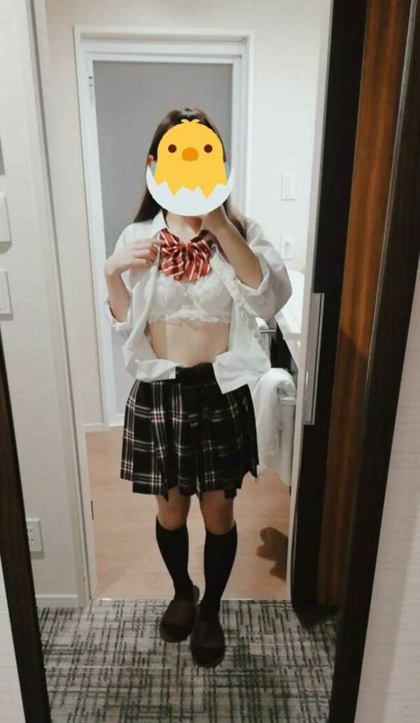 JK 自撮り エロ画像 16枚目