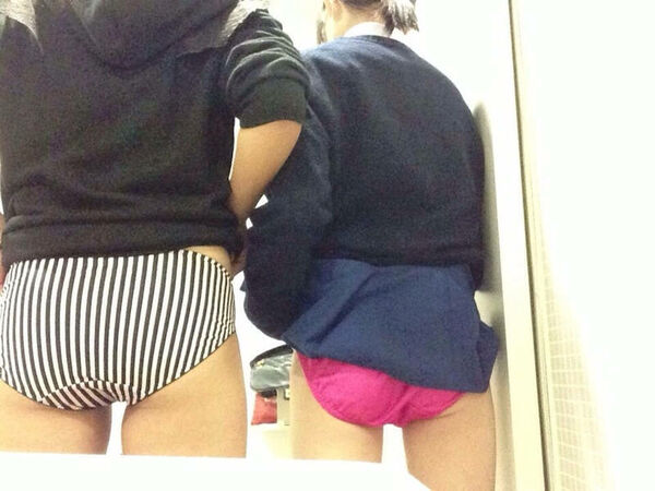 JK 自撮り エロ画像 20枚目