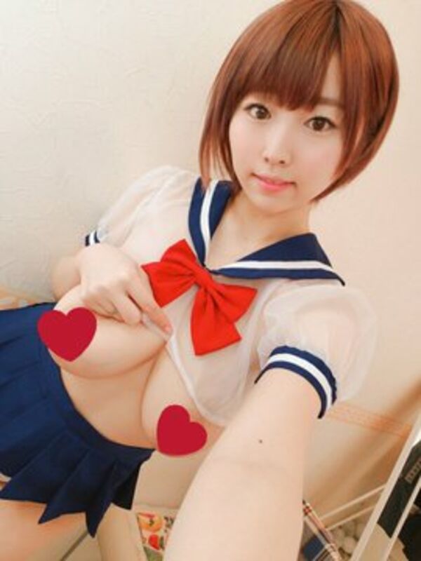 自撮りエロ 2枚目