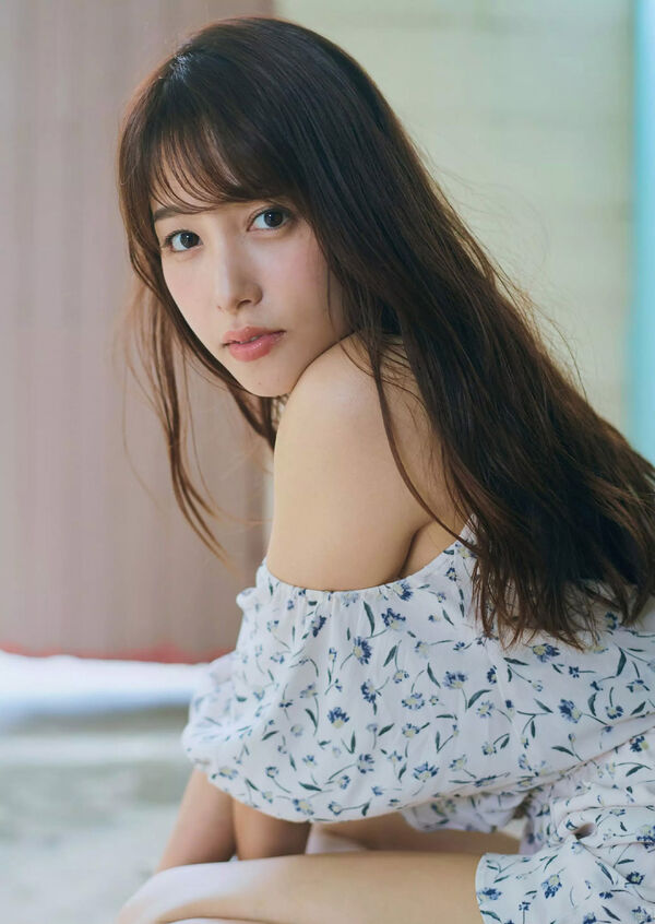 鷲見玲奈 エロ画像 30枚目